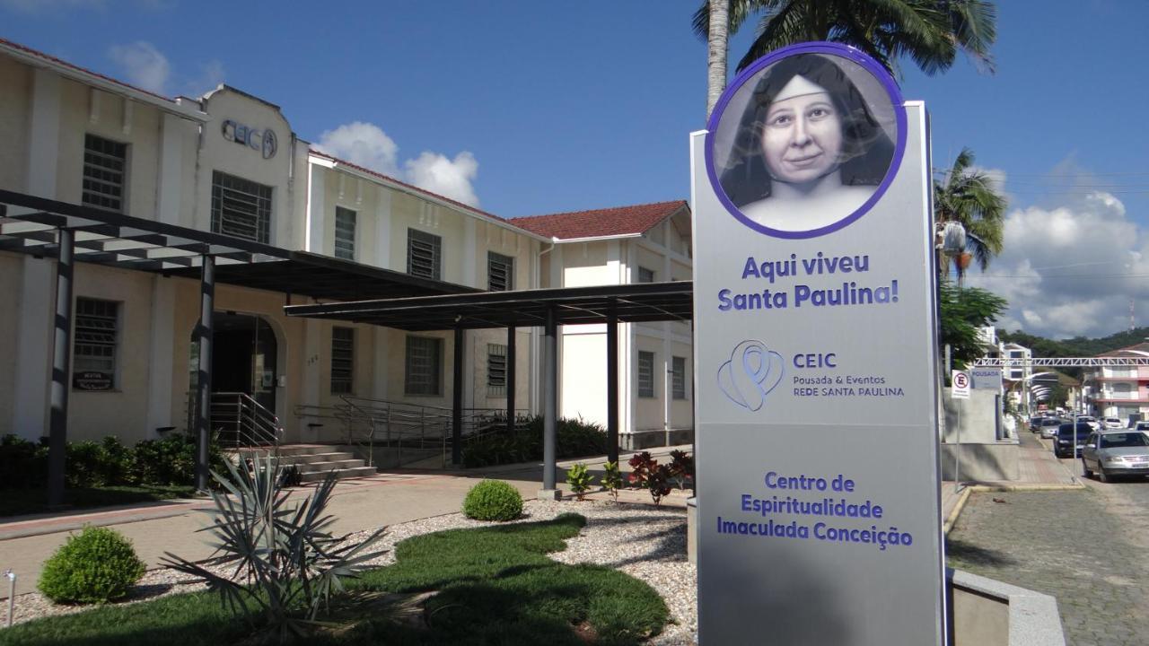 Ceic Pousada E Eventos นอวาเตรนโต ภายนอก รูปภาพ