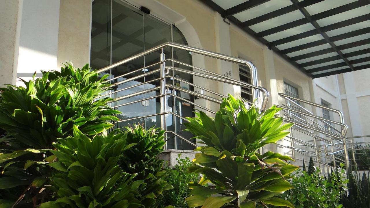 Ceic Pousada E Eventos นอวาเตรนโต ภายนอก รูปภาพ