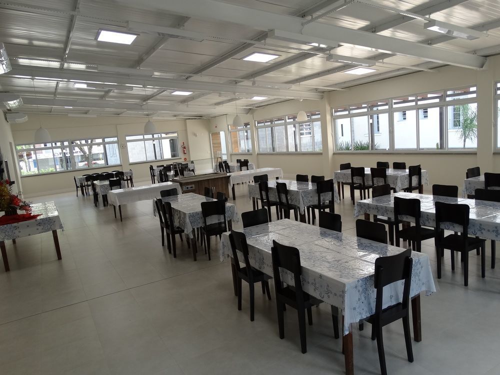 Ceic Pousada E Eventos นอวาเตรนโต ภายนอก รูปภาพ